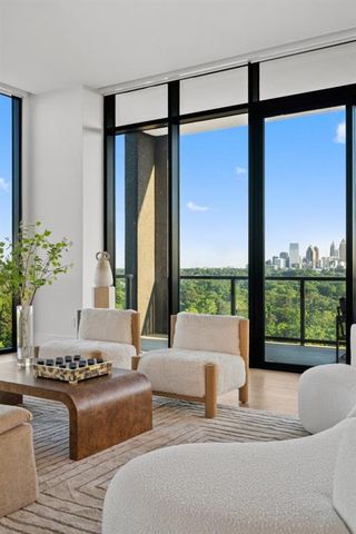 2425 Peachtree Road NE 1705, Atlanta, GA 30305
