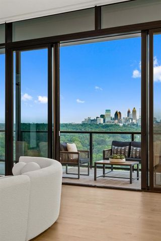 2425 Peachtree Road NE 1705, Atlanta, GA 30305