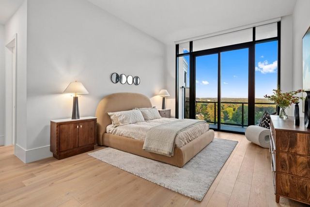 2425 Peachtree Road NE 1705, Atlanta, GA 30305