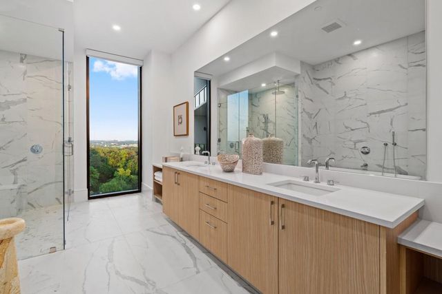 2425 Peachtree Road NE 1705, Atlanta, GA 30305