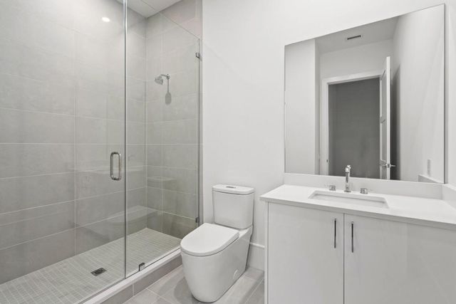 2425 Peachtree Road NE 1705, Atlanta, GA 30305