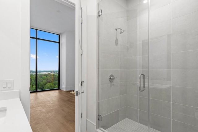 2425 Peachtree Road NE 1705, Atlanta, GA 30305