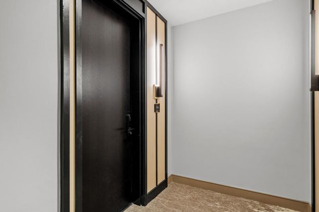 2425 Peachtree Road NE 1705, Atlanta, GA 30305