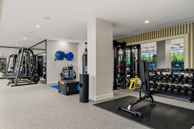 2425 Peachtree Road NE 1705, Atlanta, GA 30305