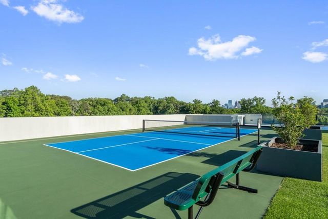 2425 Peachtree Road NE 1705, Atlanta, GA 30305