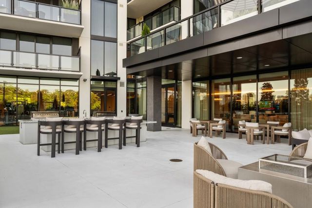 2425 Peachtree Road NE 1705, Atlanta, GA 30305