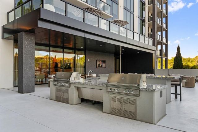 2425 Peachtree Road NE 1705, Atlanta, GA 30305