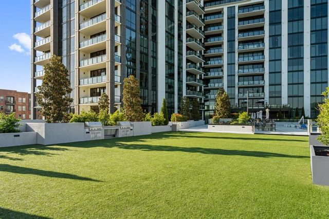 2425 Peachtree Road NE 1705, Atlanta, GA 30305