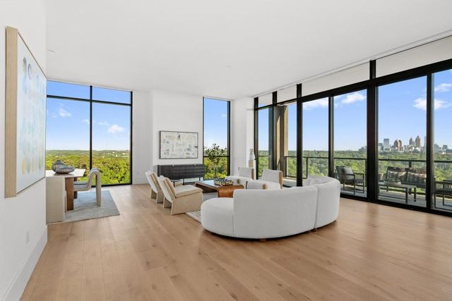 2425 Peachtree Road NE 1705, Atlanta, GA 30305