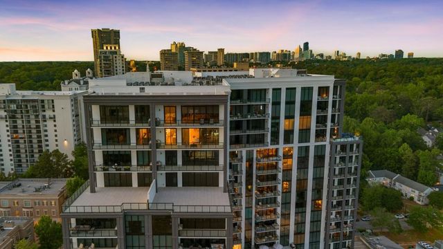 2425 Peachtree Road NE 1705, Atlanta, GA 30305