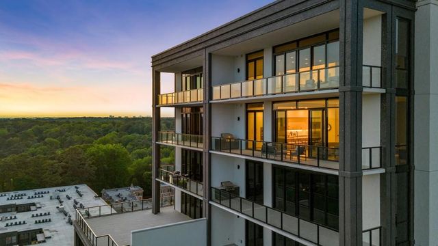 2425 Peachtree Road NE 1705, Atlanta, GA 30305