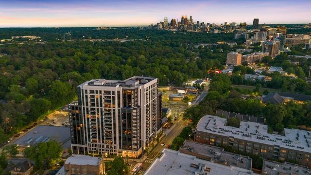 2425 Peachtree Road NE 1705, Atlanta, GA 30305