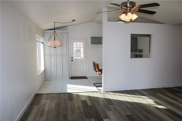 1205 Spring Street, Bentonville, AR 72712