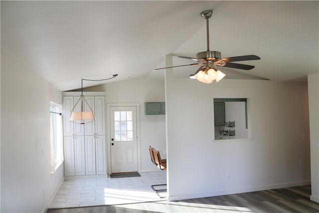 1205 Spring Street, Bentonville, AR 72712