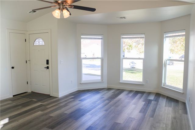 1205 Spring Street, Bentonville, AR 72712