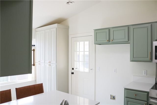 1205 Spring Street, Bentonville, AR 72712