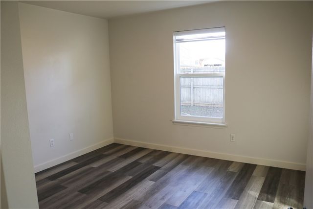 1205 Spring Street, Bentonville, AR 72712