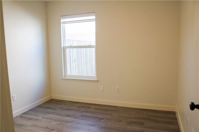 1205 Spring Street, Bentonville, AR 72712