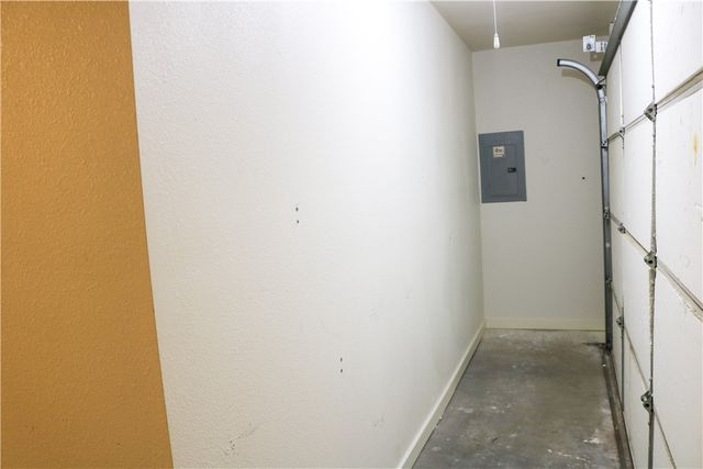 1205 Spring Street, Bentonville, AR 72712