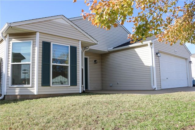 1205 Spring Street, Bentonville, AR 72712