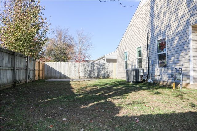 1205 Spring Street, Bentonville, AR 72712