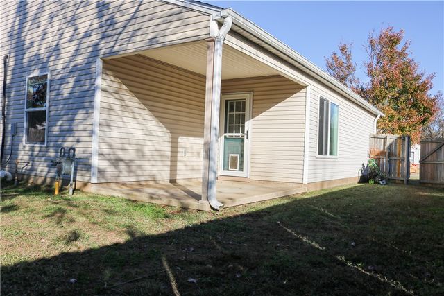1205 Spring Street, Bentonville, AR 72712