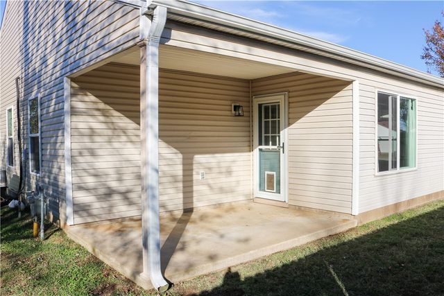 1205 Spring Street, Bentonville, AR 72712