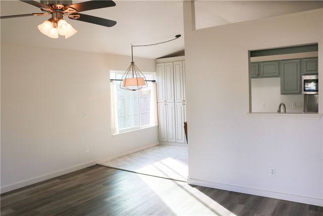 1205 Spring Street, Bentonville, AR 72712