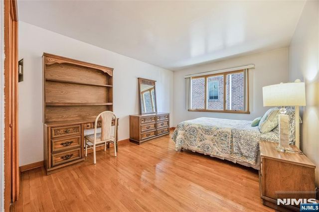 1225 16th Street, Fort Lee, NJ 07024
