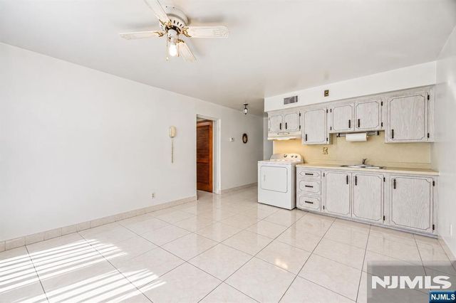 1225 16th Street, Fort Lee, NJ 07024