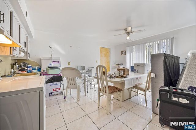 1225 16th Street, Fort Lee, NJ 07024