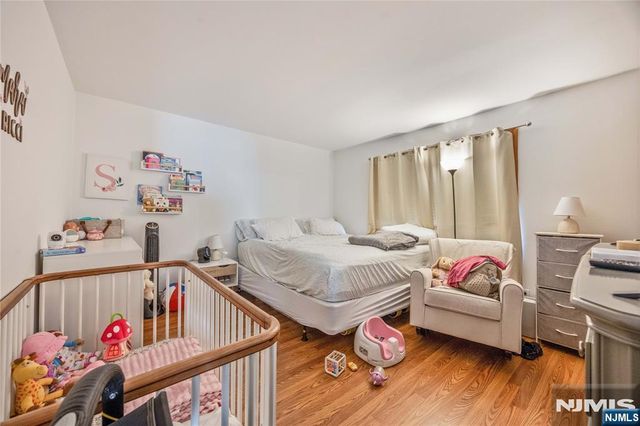 1225 16th Street, Fort Lee, NJ 07024