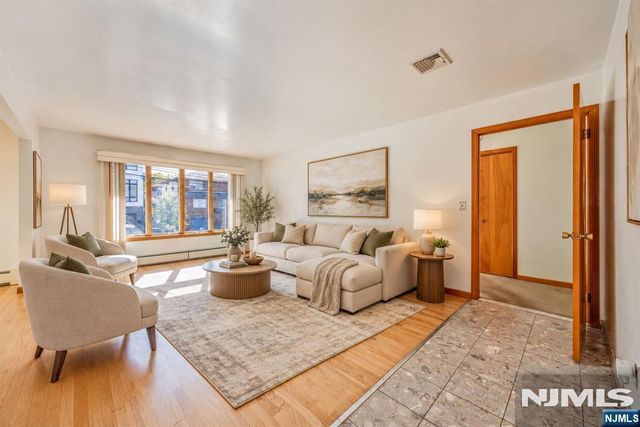 1225 16th Street, Fort Lee, NJ 07024