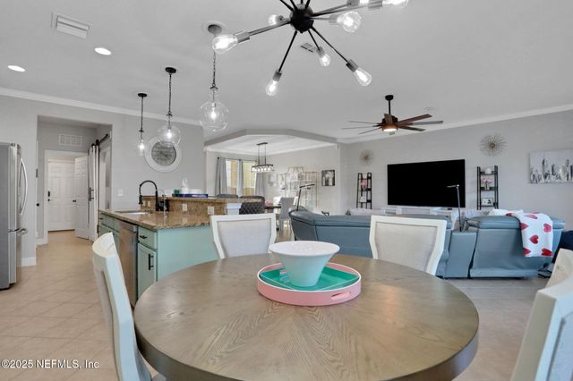 14163 MAHOGANY Avenue, Jacksonville, FL 32258