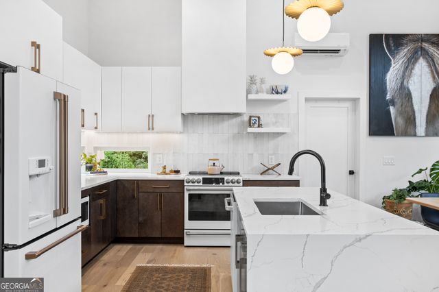 21 That Way, Young Harris, GA 30582