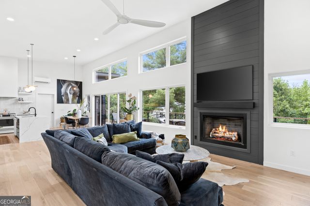 21 That Way, Young Harris, GA 30582