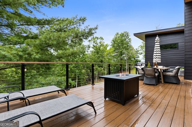 21 That Way, Young Harris, GA 30582