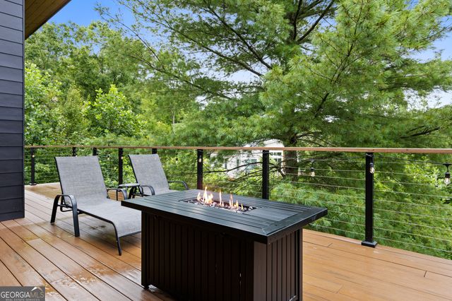 21 That Way, Young Harris, GA 30582