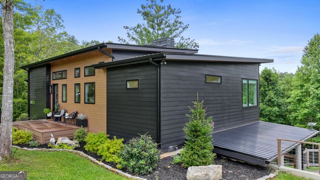 21 That Way, Young Harris, GA 30582