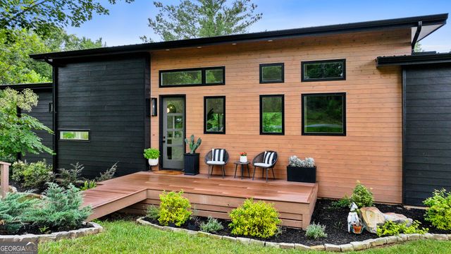 21 That Way, Young Harris, GA 30582