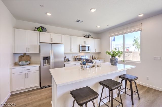 7400 TANYA FALLS Street, North Las Vegas, NV 89084