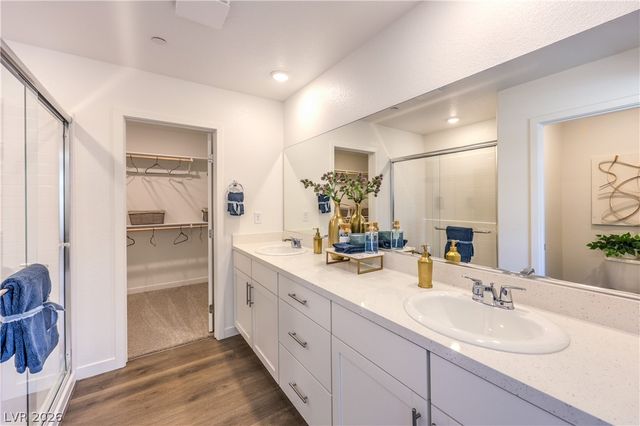 7400 TANYA FALLS Street, North Las Vegas, NV 89084