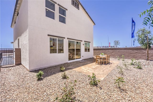 7400 TANYA FALLS Street, North Las Vegas, NV 89084