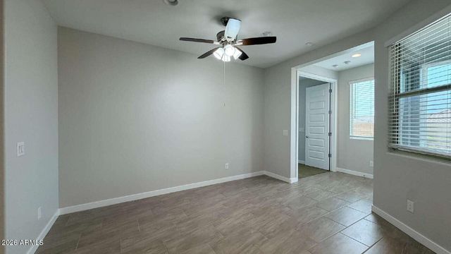 1614 W CORRAL Road, Phoenix, AZ 85041