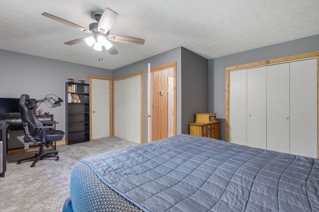 700 Wallace Rd, Gallatin, TN 37066