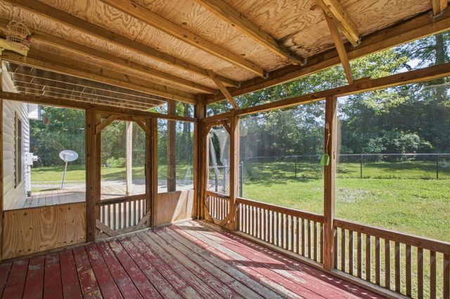 700 Wallace Rd, Gallatin, TN 37066