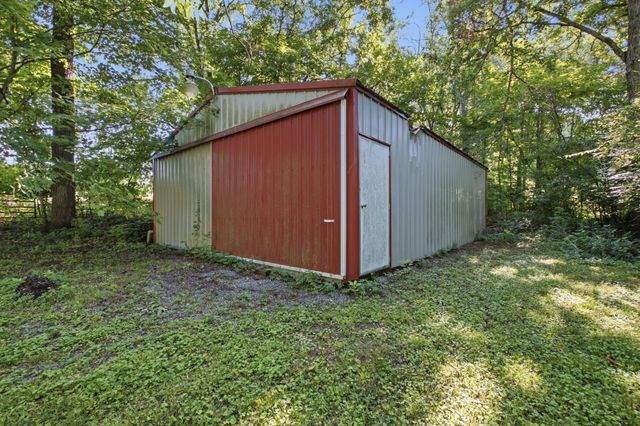 700 Wallace Rd, Gallatin, TN 37066