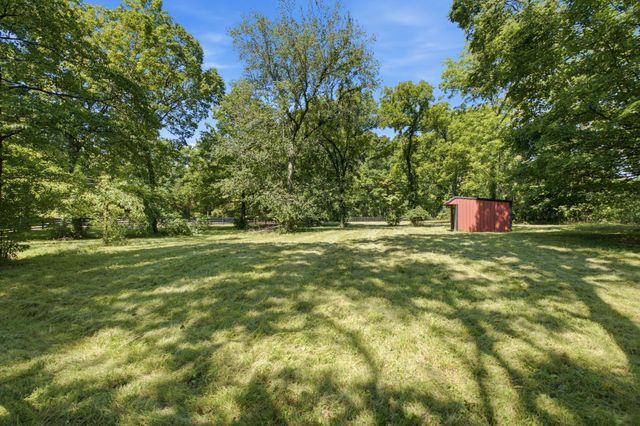 700 Wallace Rd, Gallatin, TN 37066