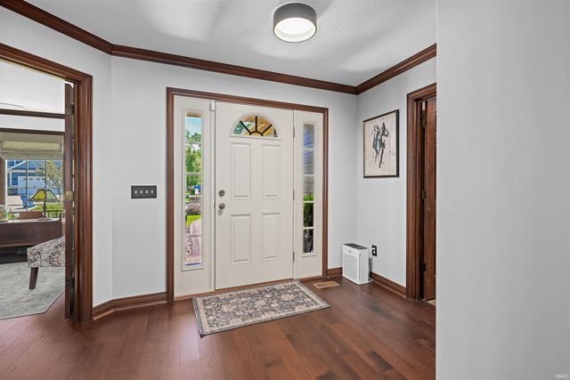 1544 VINTNERS Way, Fort Wayne, IN 46845