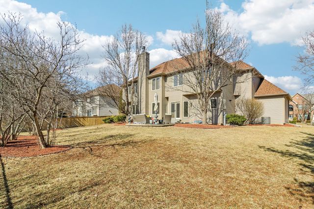 143 Pineridge Drive S, Oswego, IL 60543